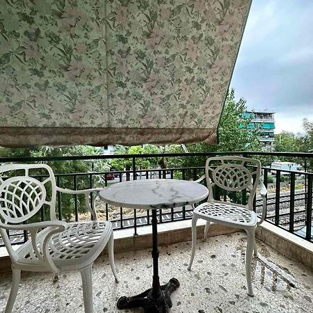 Cozy Apartment At Gazi Square เอเธนส์ ภายนอก รูปภาพ