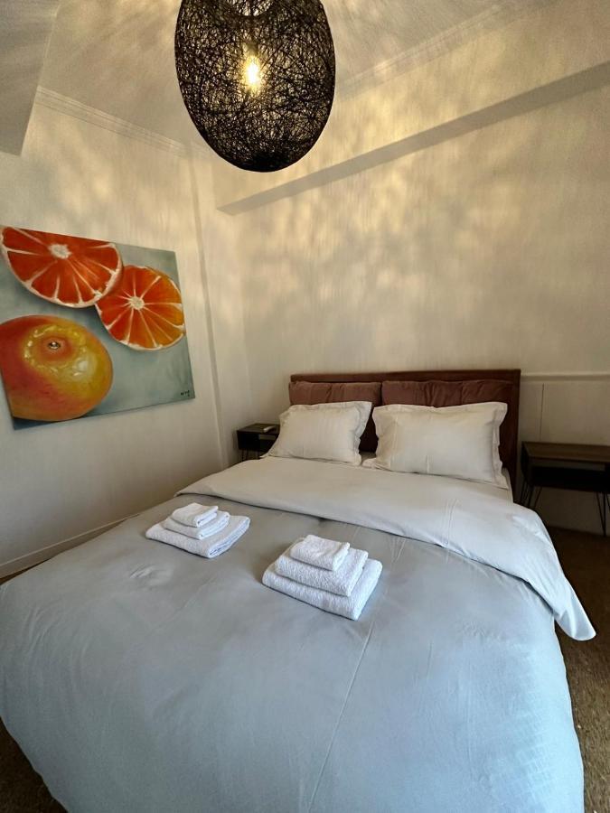 Cozy Apartment At Gazi Square เอเธนส์ ภายนอก รูปภาพ